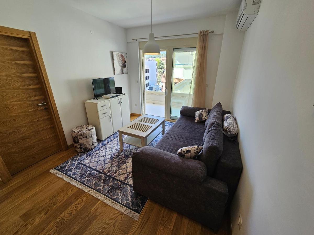 As Apartments Rafailovići Eksteriør billede