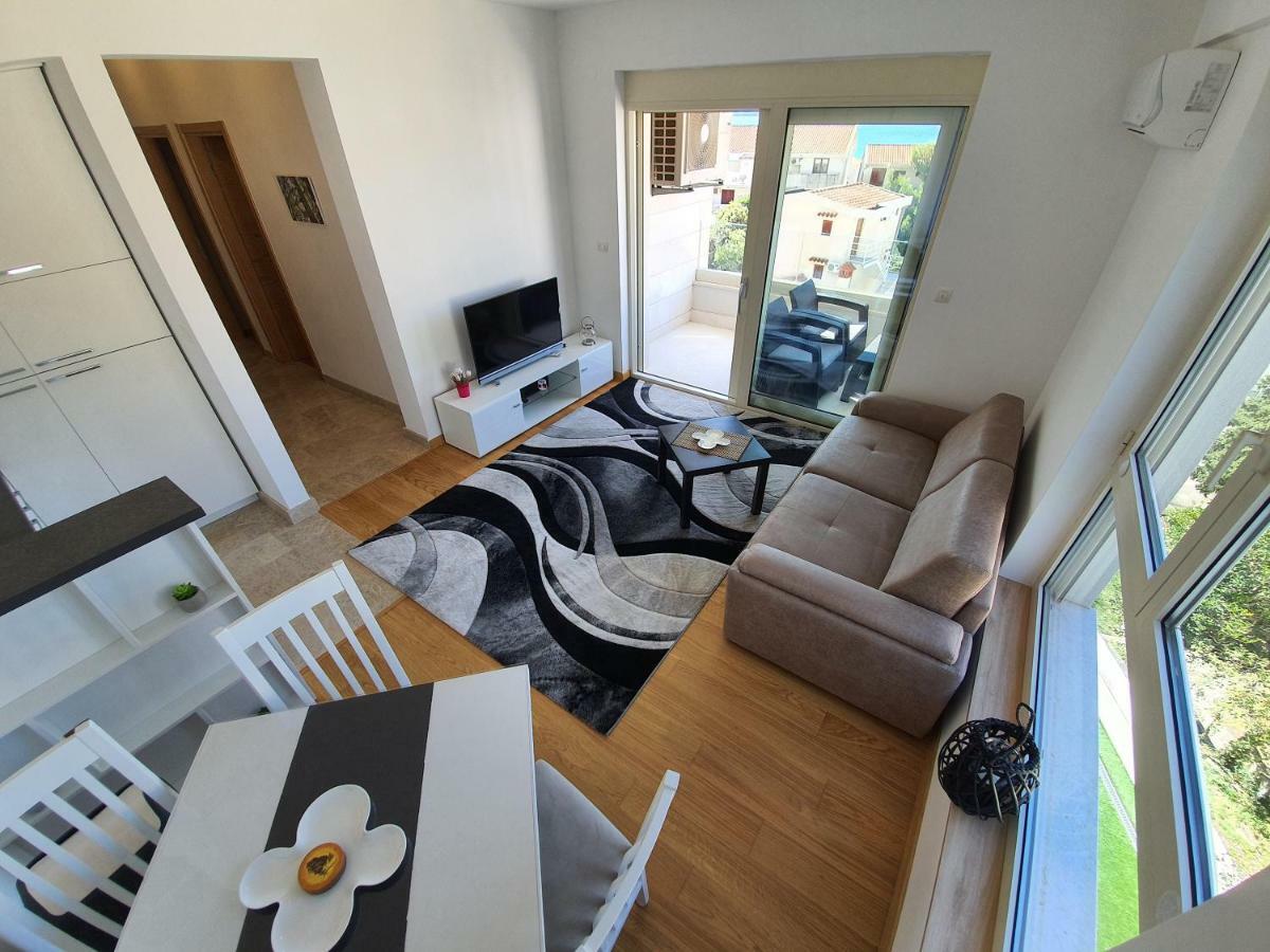 As Apartments Rafailovići Eksteriør billede