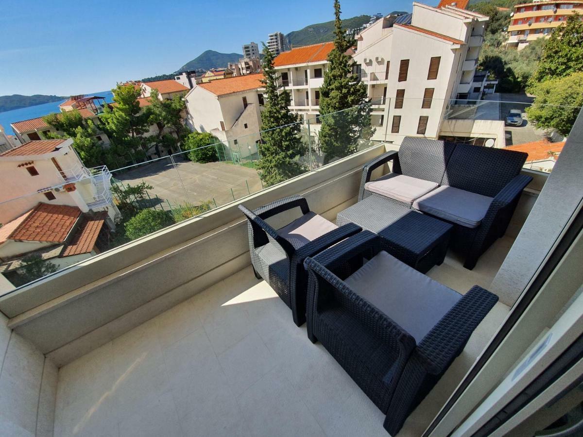As Apartments Rafailovići Eksteriør billede