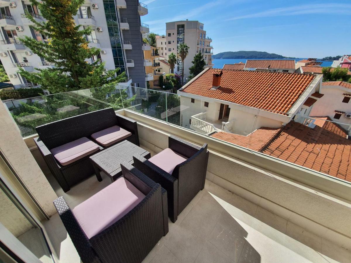 As Apartments Rafailovići Eksteriør billede
