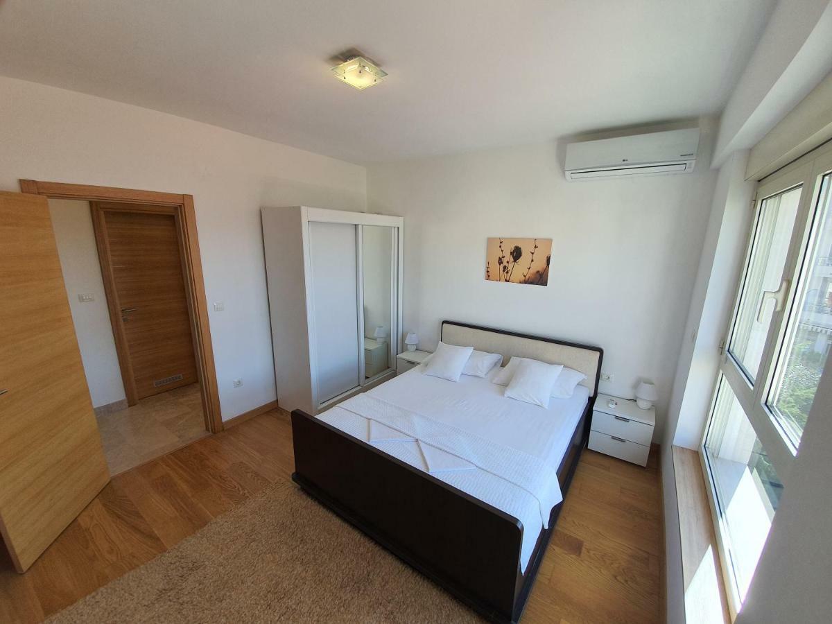 As Apartments Rafailovići Eksteriør billede