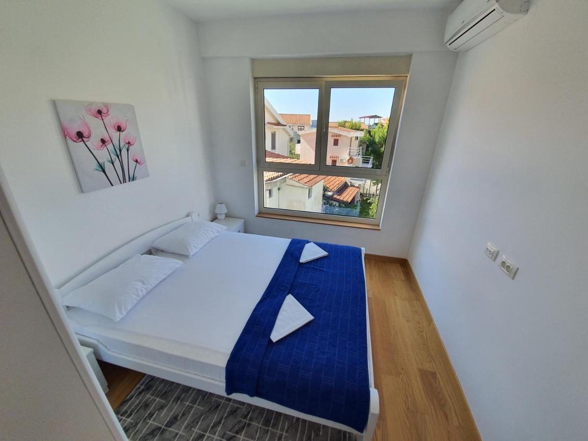 As Apartments Rafailovići Eksteriør billede