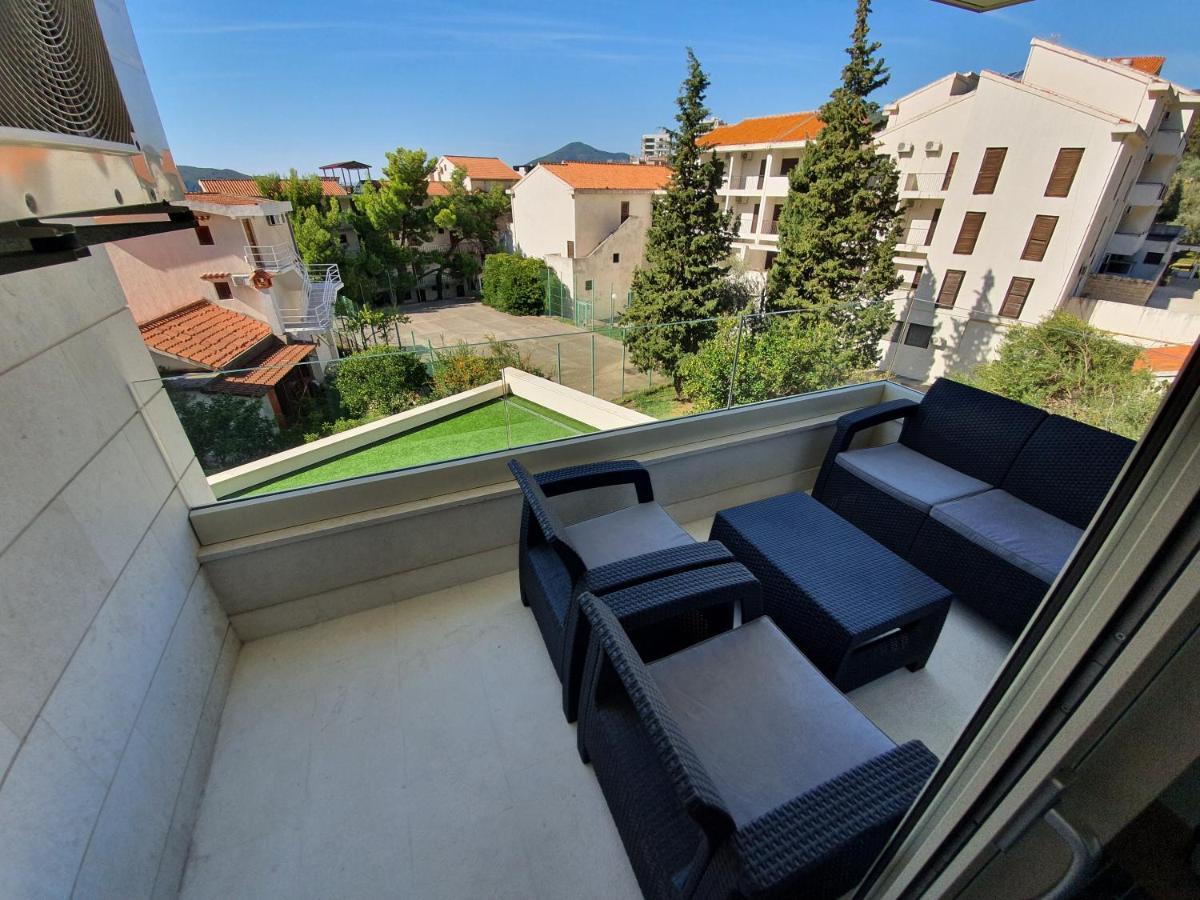 As Apartments Rafailovići Eksteriør billede